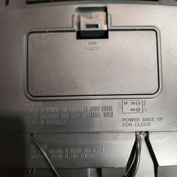 ​Sony Dream Machine ICF-CS650 AM/FM Dual Alarm Clock Radio Cassette Player Retro - Picture 9 of 11